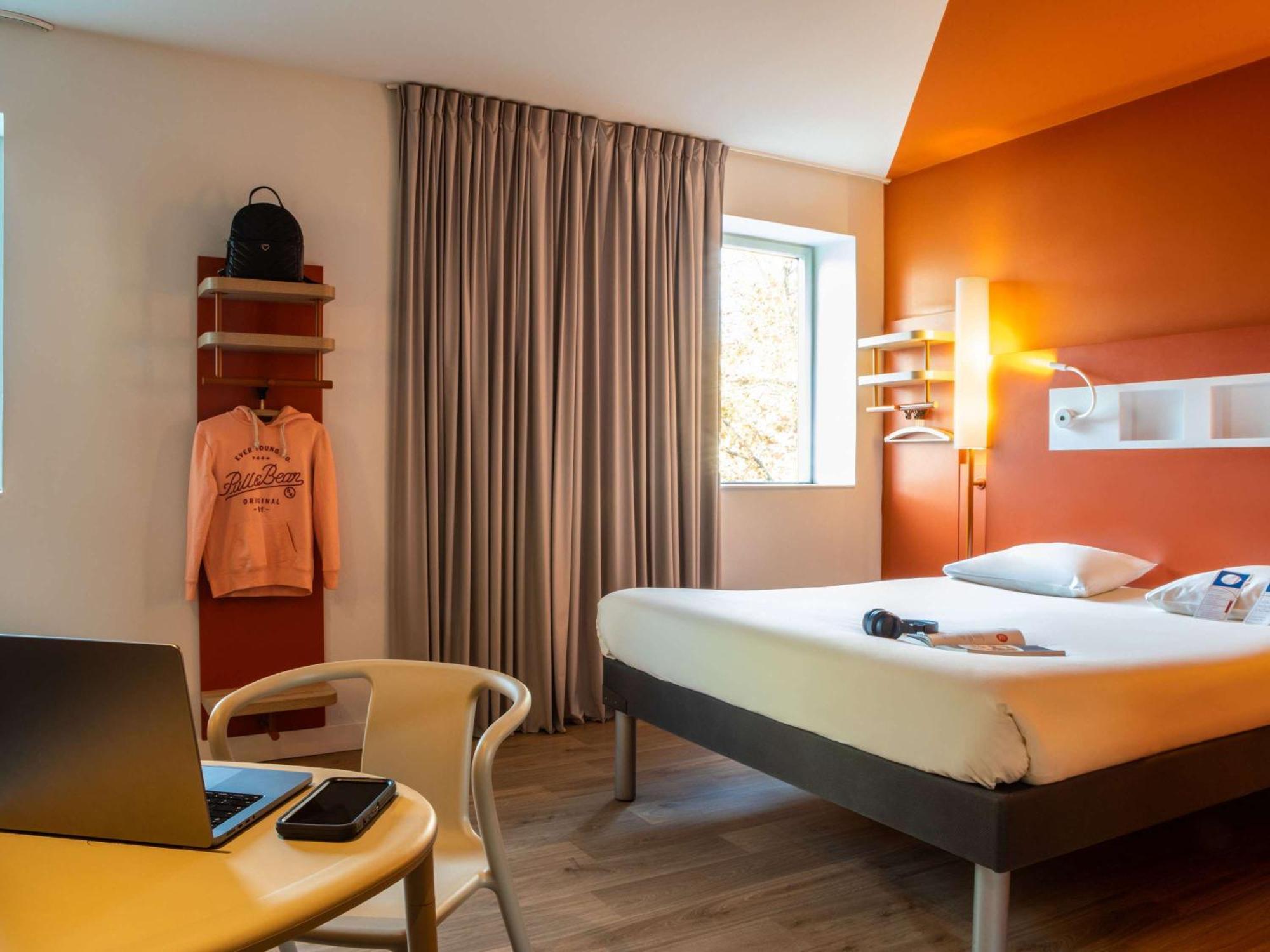 Ibis Budget Paris Clichy Mairie Eksteriør bilde