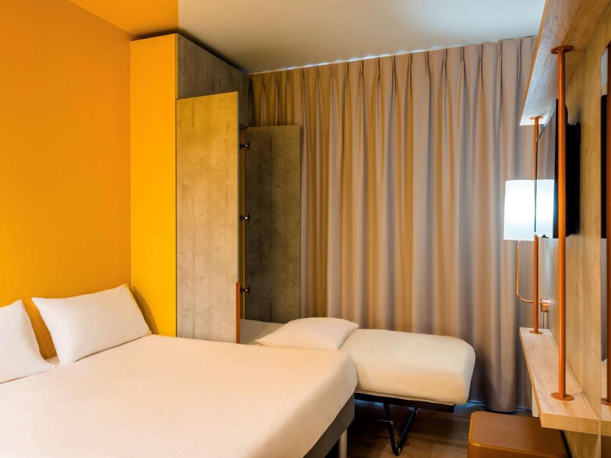 Ibis Budget Paris Clichy Mairie Eksteriør bilde
